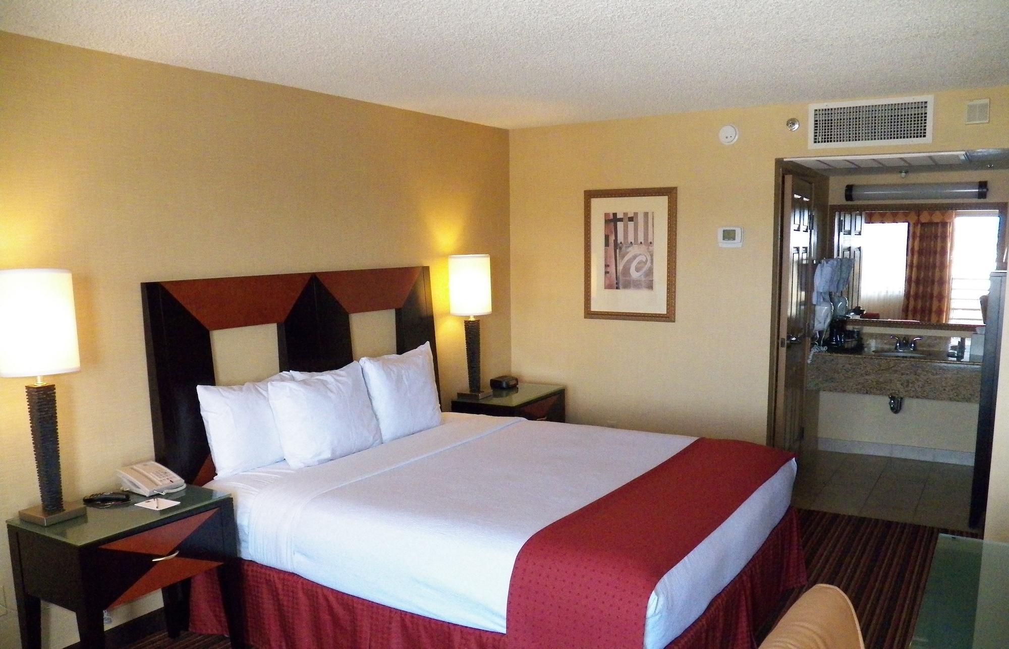 Ramada By Wyndham San Diego National City Eksteriør billede