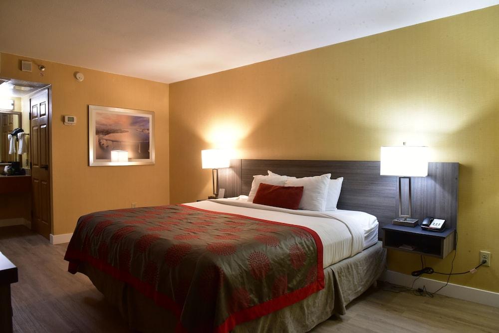 Ramada By Wyndham San Diego National City Eksteriør billede