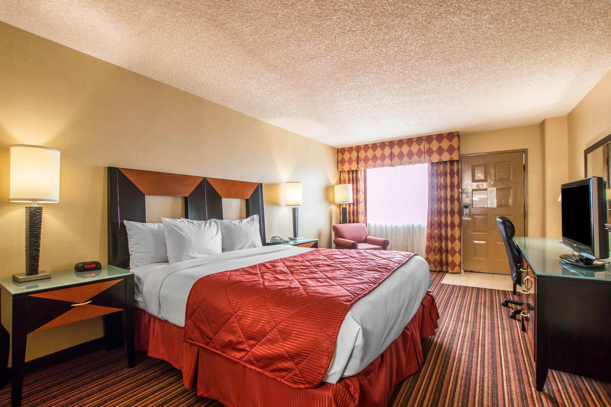 Ramada By Wyndham San Diego National City Eksteriør billede