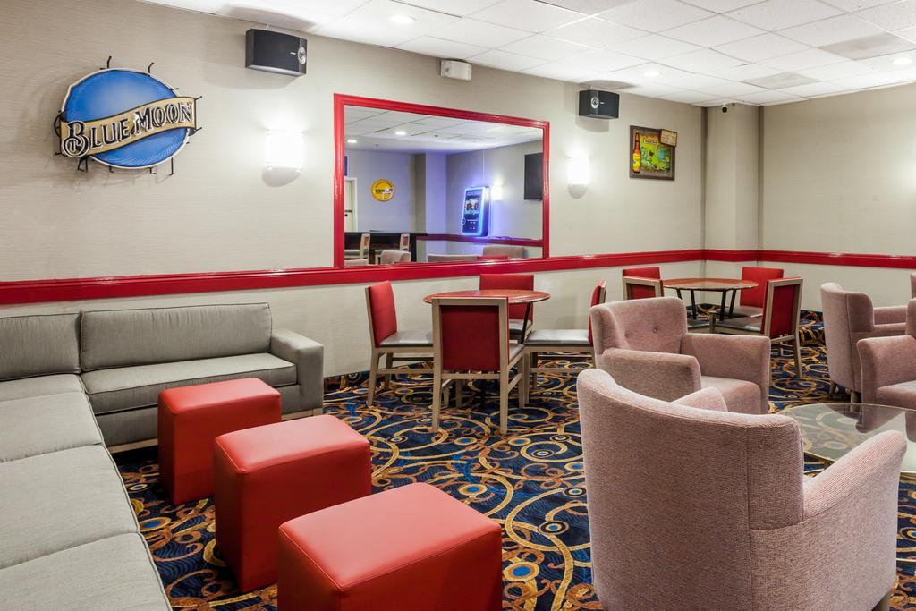 Ramada By Wyndham San Diego National City Eksteriør billede