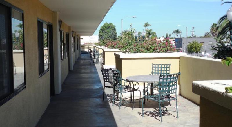 Ramada By Wyndham San Diego National City Eksteriør billede